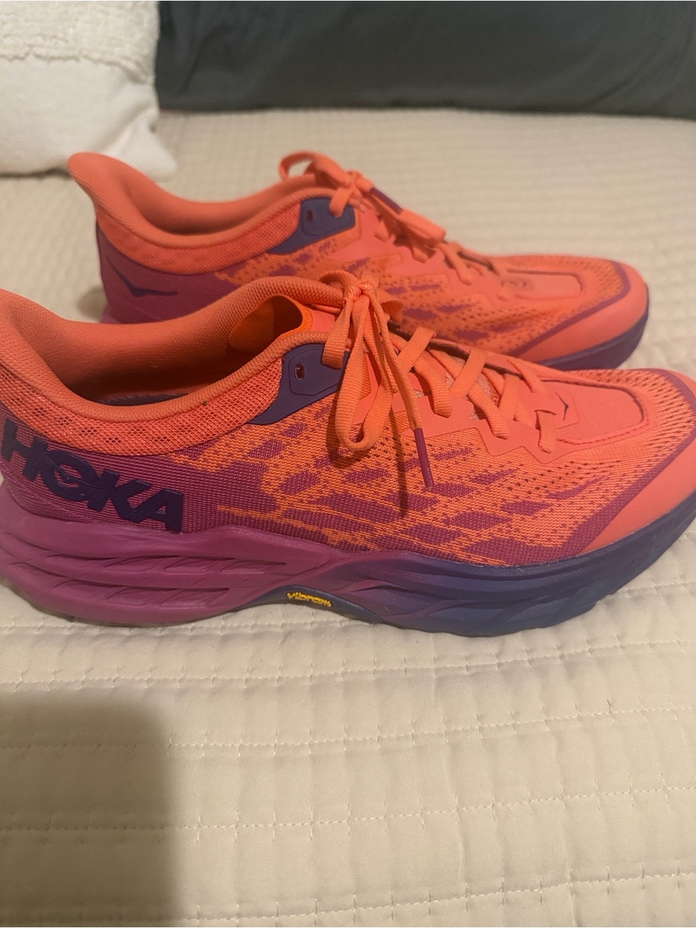 Hoka Speedgoat 5 - Picture 2 of 8